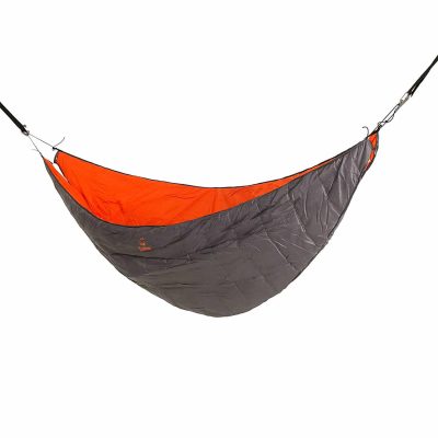 Yukon Outfitters under Quilt